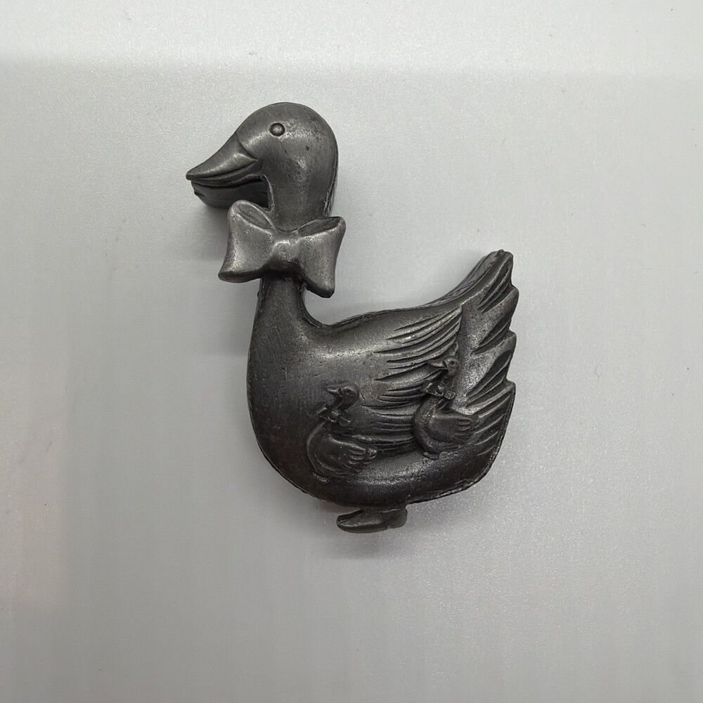 Signed Torino Pewter Goose Brooch & Pierced Earrings Set